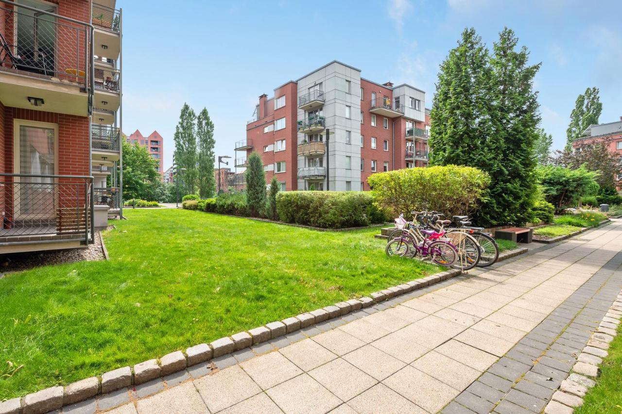 Apartament Pod Trzema Niebieskimi Kaczorami Apartment Gdansk Ngoại thất bức ảnh