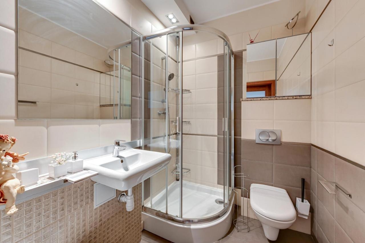 Apartament Pod Trzema Niebieskimi Kaczorami Apartment Gdansk Ngoại thất bức ảnh