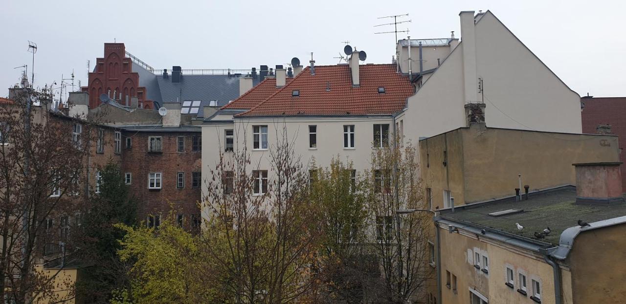Apartament Pod Trzema Niebieskimi Kaczorami Apartment Gdansk Ngoại thất bức ảnh